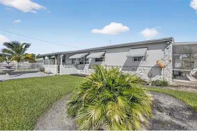 18835 NW 44th Ct, Miami Gardens, FL 33055 - Photo 4