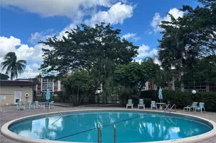 6005 Del Lago Cir, Sunrise, FL 33313 - Photo 26