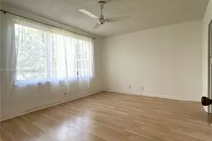 6005 Del Lago Cir, Sunrise, FL 33313 - Photo 14