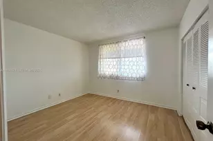 6005 Del Lago Cir, Sunrise, FL 33313 - Photo 10