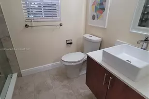 12060 NW 13th St, Pembroke Pines, FL 33026 - Photo 20