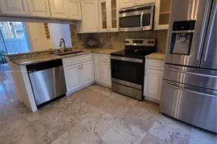 12060 NW 13th St, Pembroke Pines, FL 33026 - Photo 4