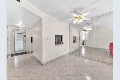 8465 Sunrise Lakes Blvd #212, Sunrise, FL 33322 - Photo 12