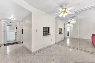 8465 Sunrise Lakes Blvd, Sunrise, FL 33322 - Photo 12