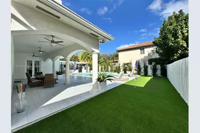 8521 NW 162nd St, Miami Lakes, FL 33016 - Photo 44