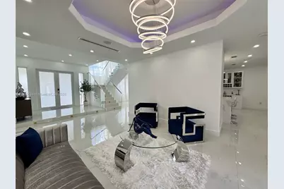 8521 NW 162nd St, Miami Lakes, FL 33016 - Photo 6