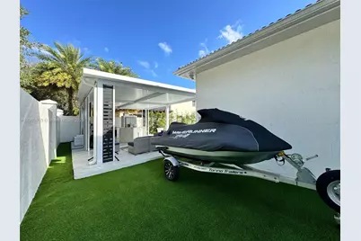 8521 NW 162nd St, Miami Lakes, FL 33016 - Photo 52