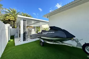 8521 NW 162nd St, Miami Lakes, FL 33016 - Photo 52