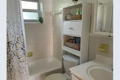 22 SE 3rd Ter #18, Dania Beach, FL 33004 - Photo 6