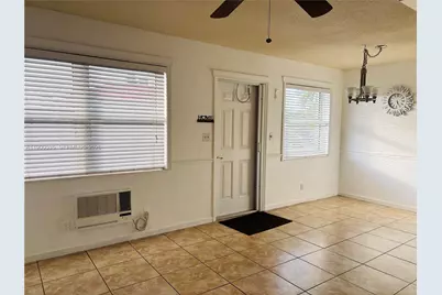 22 SE 3rd Ter #18, Dania Beach, FL 33004 - Photo 4