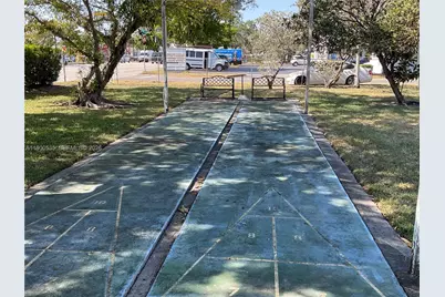 22 SE 3rd Ter #18, Dania Beach, FL 33004 - Photo 16