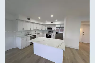 300 Diplomat Pkwy #518, Hallandale Beach, FL 33009 - Photo 8