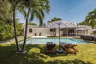 11504 NE 6th Ave, Biscayne Park, FL 33161 - Photo 68