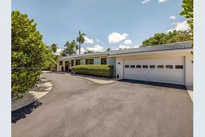 11504 NE 6th Ave, Biscayne Park, FL 33161 - Photo 6