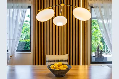 11504 NE 6th Ave, Biscayne Park, FL 33161 - Photo 18