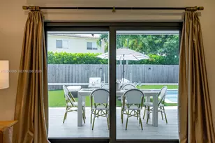 11504 NE 6th Ave, Biscayne Park, FL 33161 - Photo 38