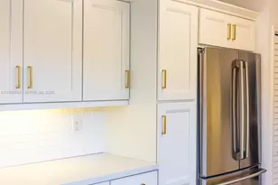 11504 NE 6th Ave, Biscayne Park, FL 33161 - Photo 26