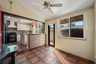 6150 SW 15th St, West Miami, FL 33144 - Photo 8