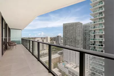 1300 S Miami Ave #2211, Miami, FL 33130 - Photo 2