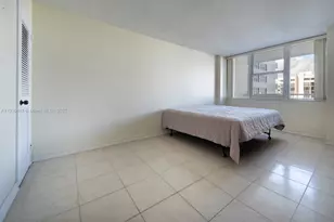 2030 S Ocean Dr, Hallandale Beach, FL 33009 - Photo 10