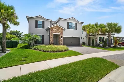 8036 NW 78th St, Tamarac, FL 33321 - Photo 2