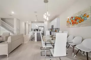 8036 NW 78th St, Tamarac, FL 33321 - Photo 12