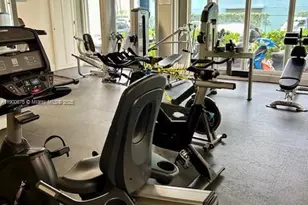 1865 79th Street Causeway, Miami Beach, FL 33141 - Photo 10