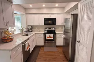 262 NE Floresta Dr, Port Saint Lucie, FL 34983 - Photo 8