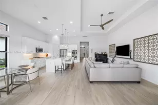 11908 Fortress Run, Parkland, FL 33076 - Photo 4