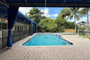 2075 Arch Creek Dr, North Miami, FL 33181 - Photo 6