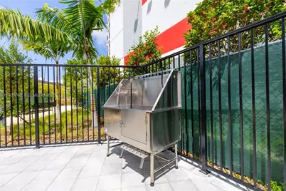1005 Spring Garden Rd #220, Miami, FL 33136 - Photo 32