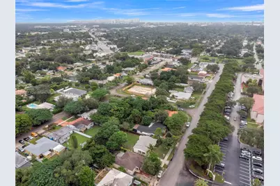 69 NE 115th St, Miami, FL 33161 - Photo 44