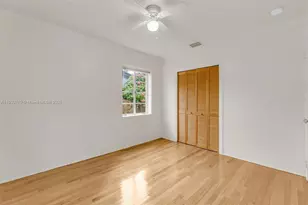 69 NE 115th St, Miami, FL 33161 - Photo 30