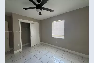 241 NW 32nd St, Miami, FL 33127 - Photo 12