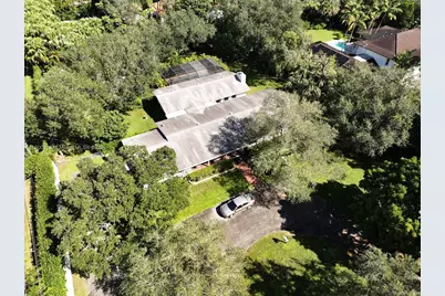 5345 SW 84th St, Miami, FL 33143 - Photo 8