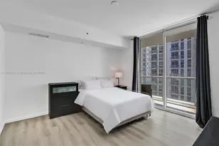 253 NE 2nd St, Miami, FL 33132 - Photo 8