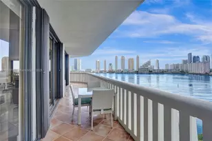 3000 Island Blvd, Aventura, FL 33160 - Photo 48