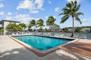 7207 Bay Dr, Miami Beach, FL 33141 - Photo 2