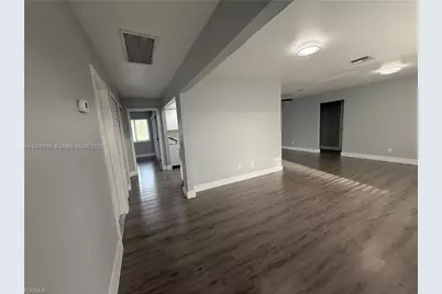 304 N Ave, Other City - In The State Of Florida, FL 33936 - Photo 14