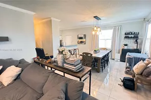 280 NE 35th St, Oakland Park, FL 33334 - Photo 10