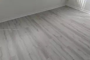 16570 NE 26th Ave, North Miami Beach, FL 33160 - Photo 16