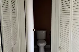 16465 NE 22nd Ave, North Miami Beach, FL 33160 - Photo 18