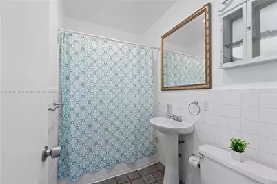 6580 Santona St #A42, Coral Gables, FL 33146 - Photo 12