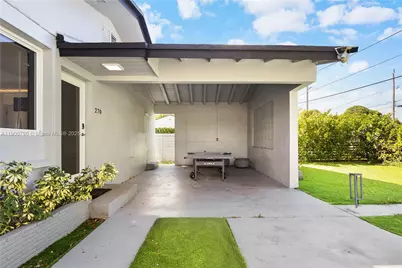 270 NW 50th St, Miami, FL 33127 - Photo 10