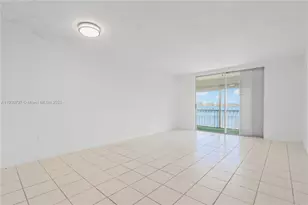 2910 Point E Dr, Aventura, FL 33160 - Photo 10