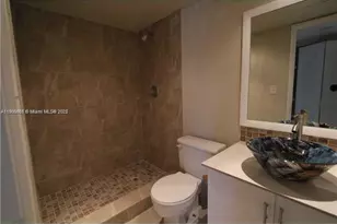 7165 NW 186th St, Hialeah, FL 33015 - Photo 2