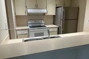 7165 NW 186th St, Hialeah, FL 33015 - Photo 6