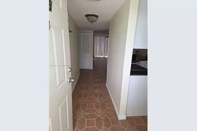 117 Lake Emerald Dr #108, Oakland Park, FL 33309 - Photo 16