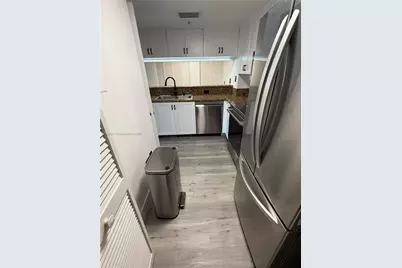 650 West Ave #303, Miami Beach, FL 33139 - Photo 6