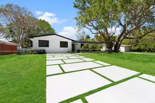16610 SW 82nd Ct, Palmetto Bay, FL 33157 - Photo 2